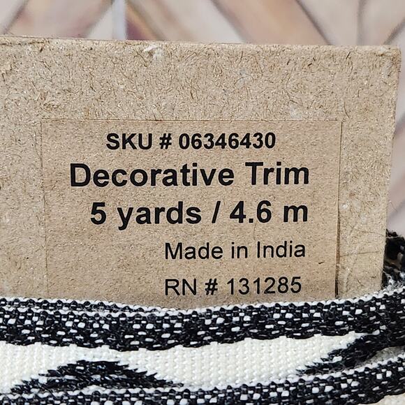 NWT Vatican Homes Woven Set of 2 Geometric Decorative Upholstery Trim - Picture 4 of 6